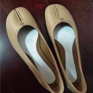 Maison Martin Margiela Beige Tabi Split-Toe Ballet Flats